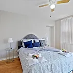 Cozy 1Br W Deck Near Rittenhouse