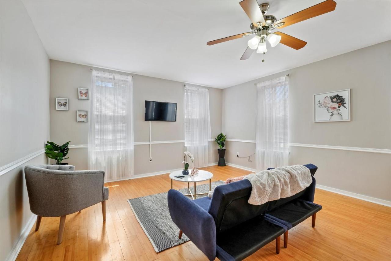 Apartment Cozy 1br W Deck Near Rittenhouse